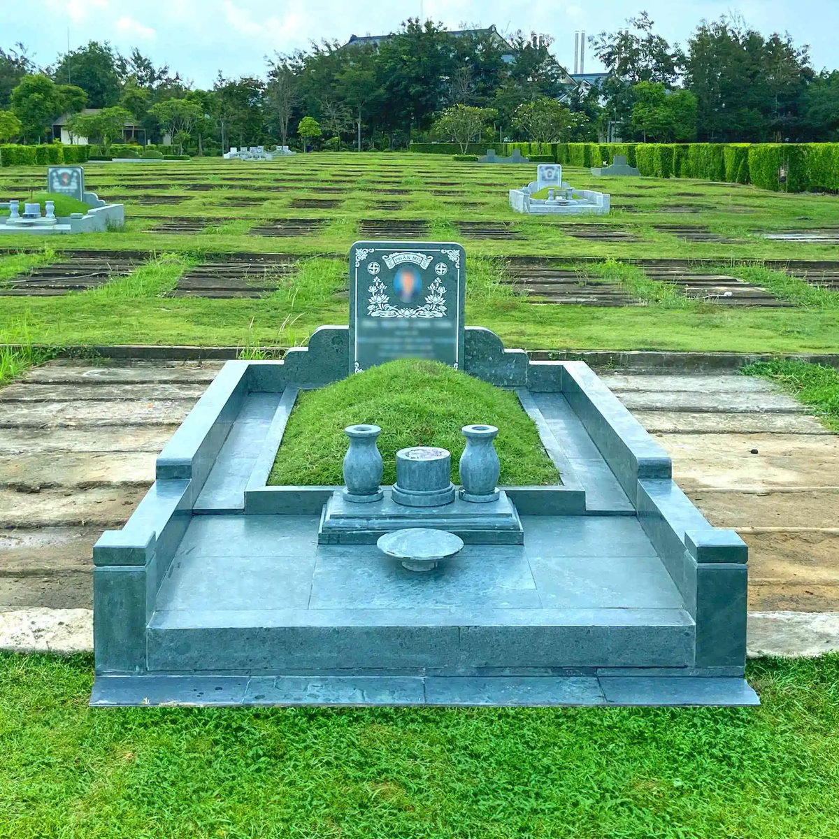 mộ đơn đá xanh Thanh Hóa