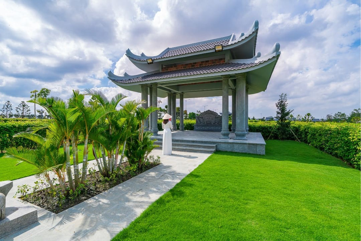Ý nghĩa mộ gia tộc Sala Garden