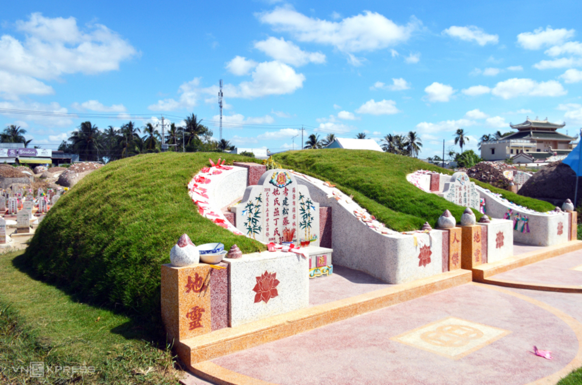 mộ người hoa xưa
