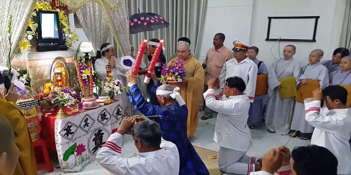 Đèn cầy bái quan nên để ở đâu