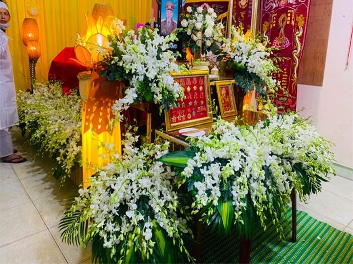  Đốt vía sau khi đi viếng đám tang tâm linh