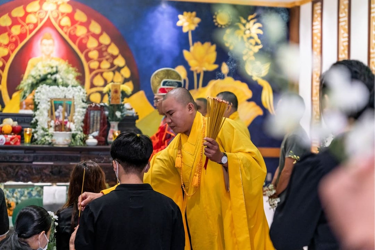 Kinh cầu siêu cho người mới mât