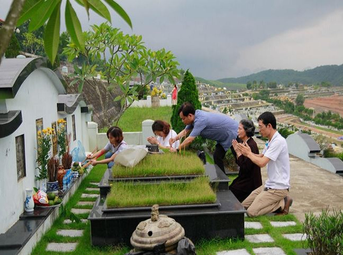 Mộ phần tổ tiên là gì
