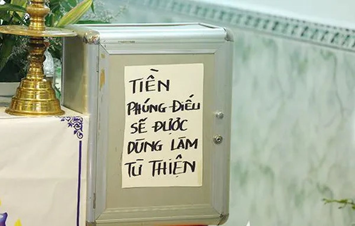 Tiền phúng điếu nên đi bao nhiêu
