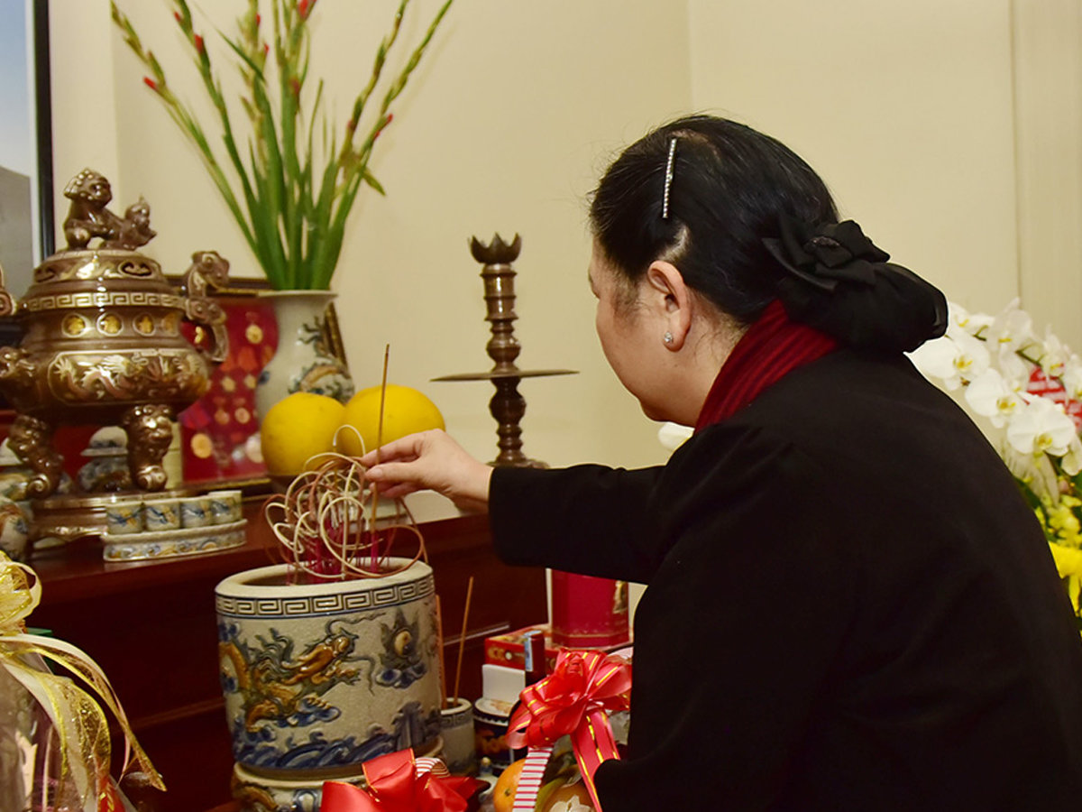 Ý nghĩa thắp hương 1 nén hương