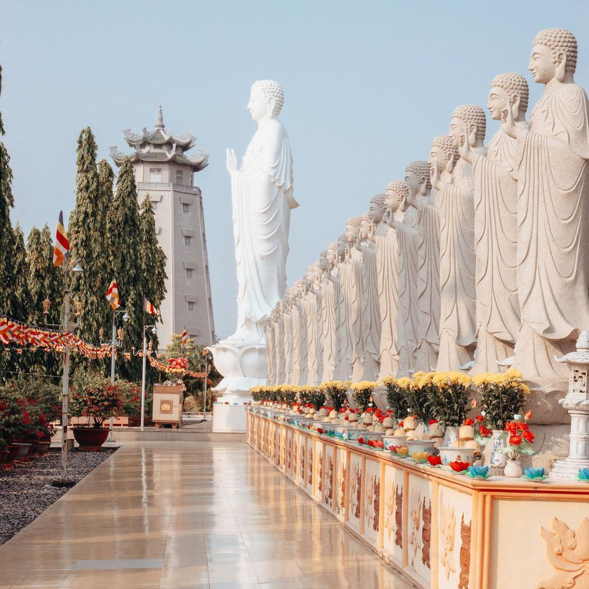 Ý nghĩa các sắc màu trắng