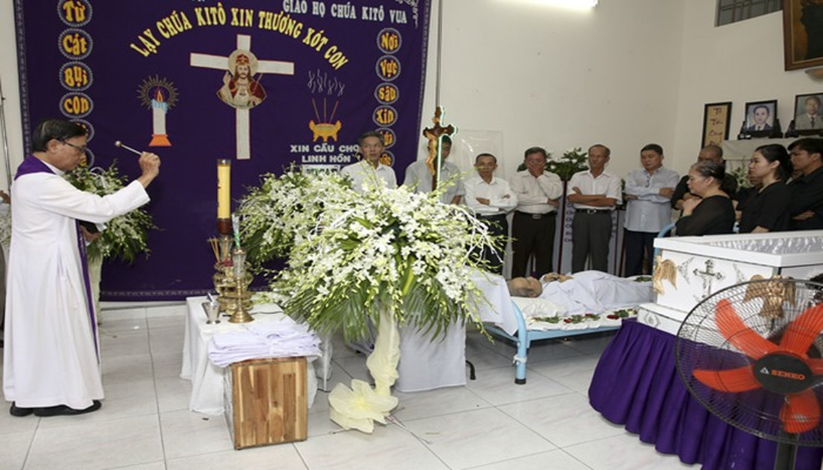 Quy trình thực hiện tang lễ Công giáo