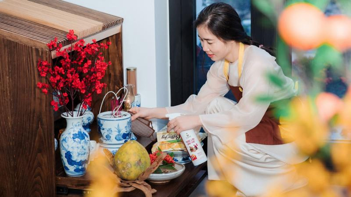 dọn dẹp bàn thờ đón tết thần tài ông địa