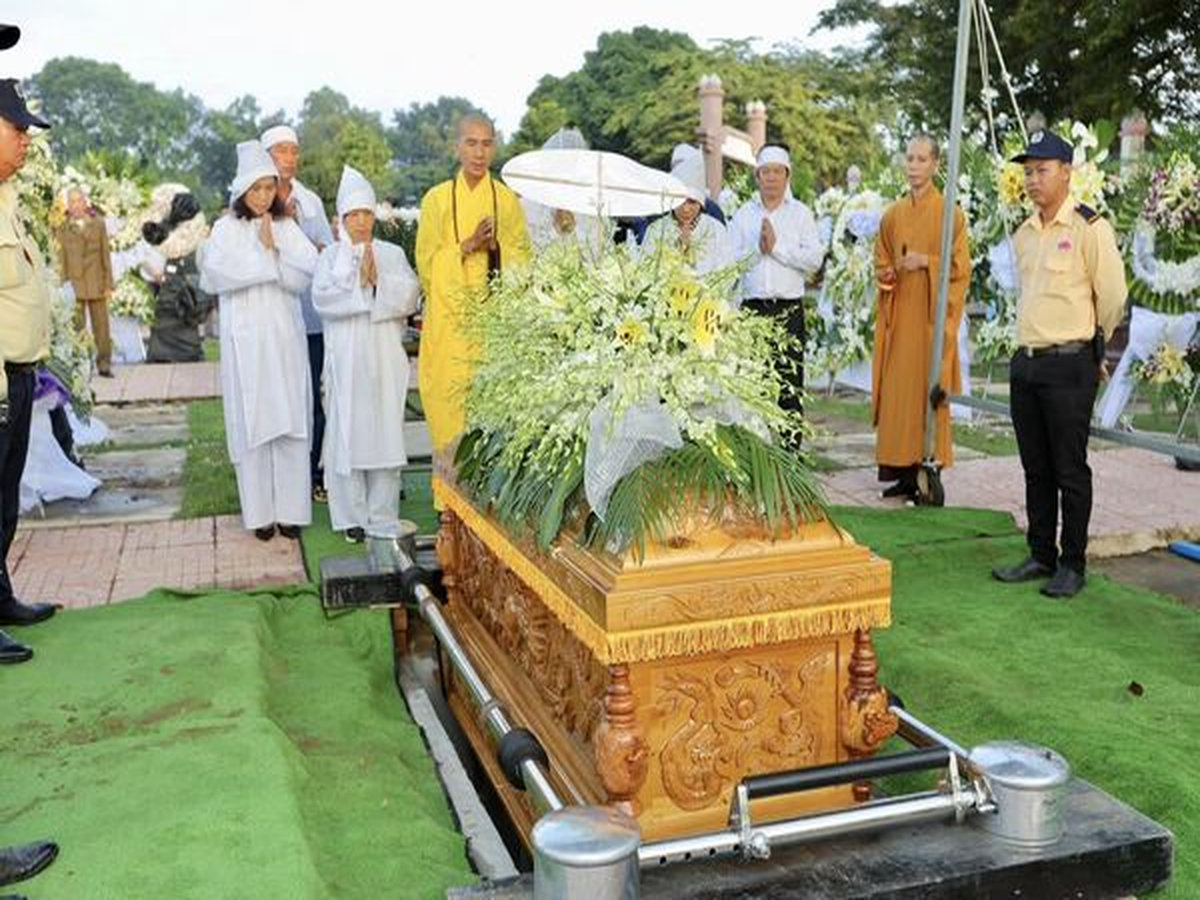 Linh cữu trang nghiêm
