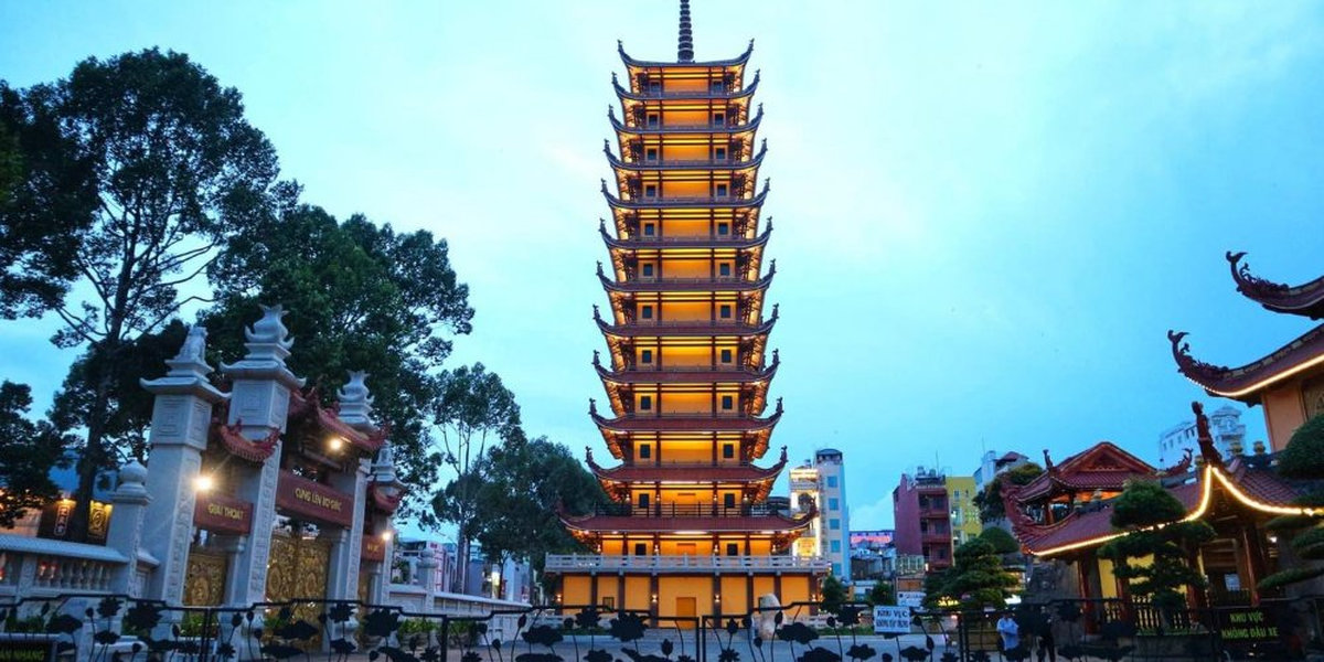 Tôn giáo Việt Nam Quốc Tự