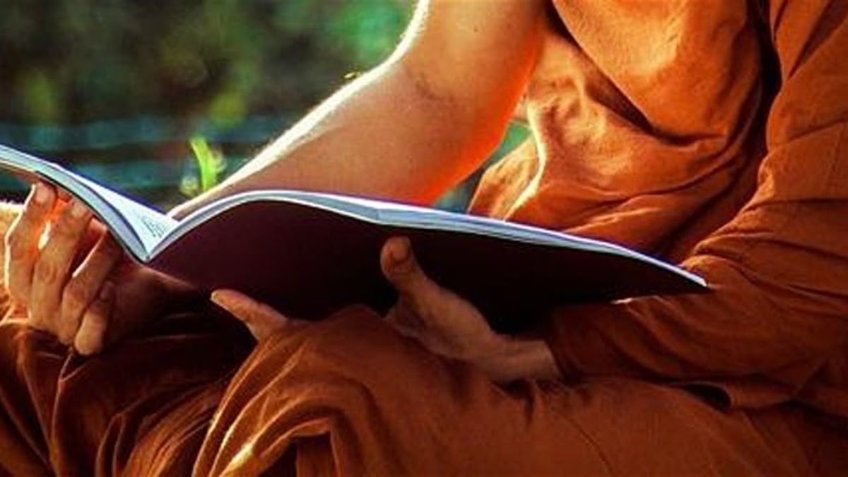 Có thể đọc lời cầu nguyện cho người mất bằng văn bản hoặc bằng tâm