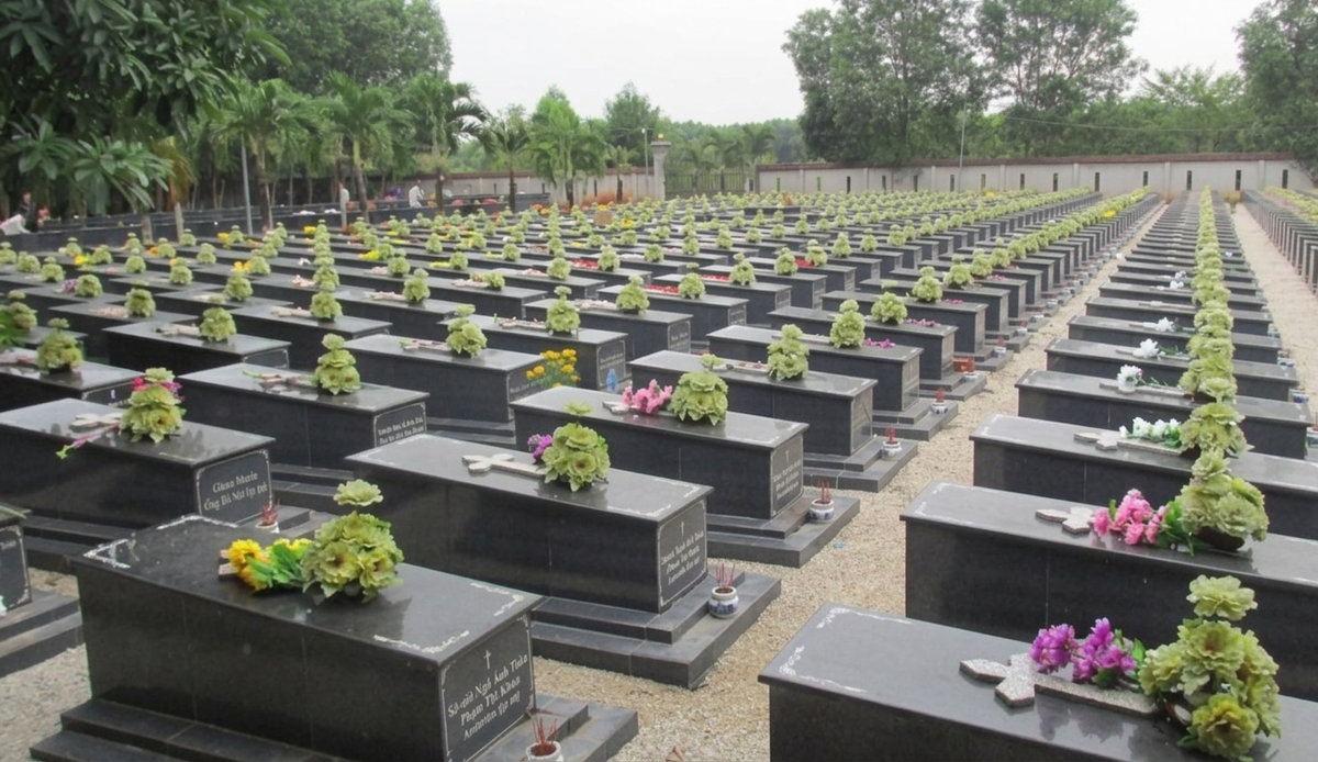 Cách ghi bia mộ thai nhi với nội dung rõ ràng, trang trọng
