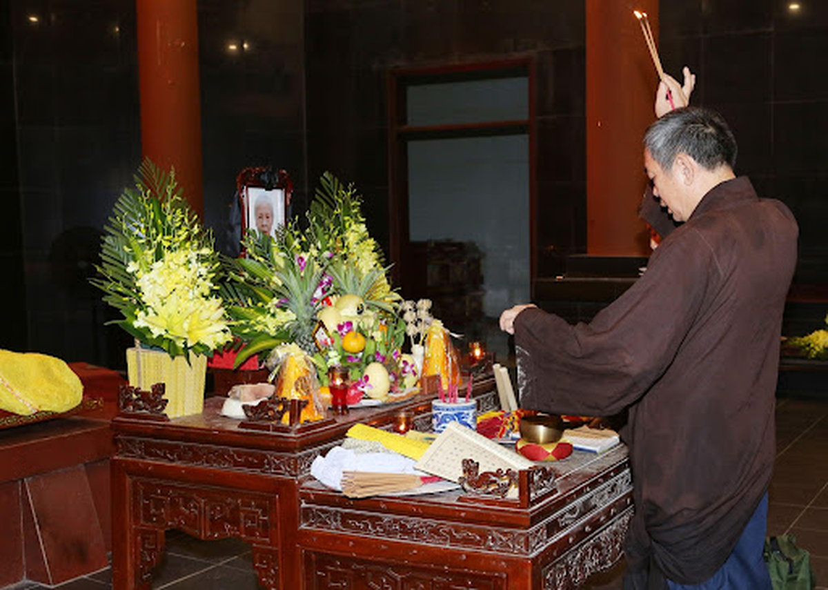 cúng thất tuần đúng nghi thức