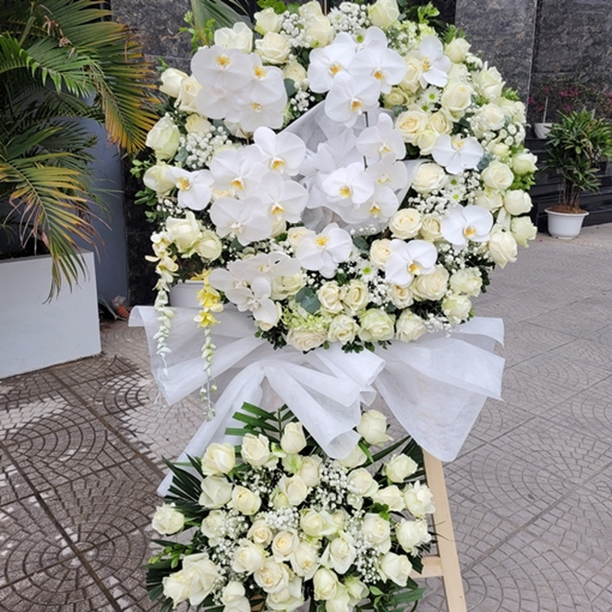 hoa hồng trắng viếng đám tang